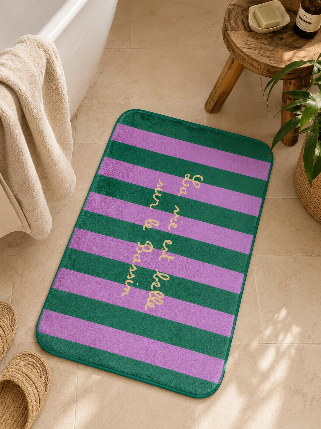 Tapis de salle de bain - "La vie est belle sur le Bassin" - Vert et violet