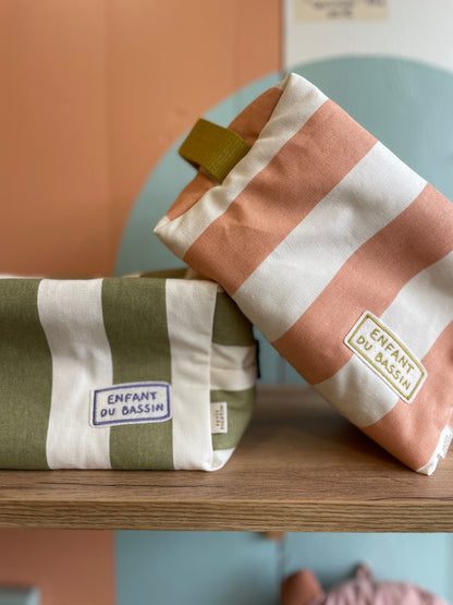 Trousse de toilette -  vert et violet