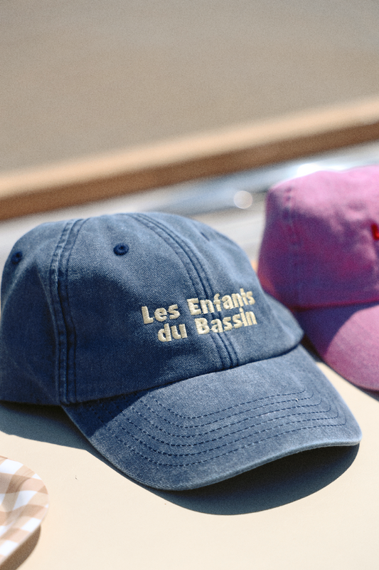 Casquette adulte - Bleue marine broderie jaune