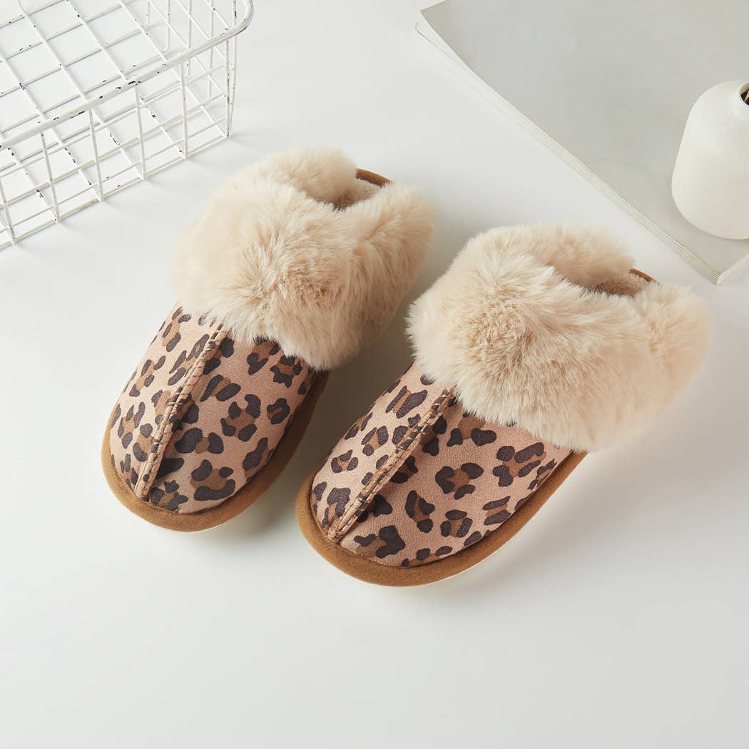 Chaussons en suédine léopard