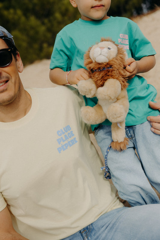 Le T-shirt "Club Plage Pépère" Jaune et bleu